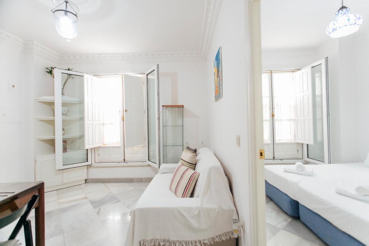 Cozy And Bright- 1Bd 1Bth - La Alfalfa Sevilla Bagian luar foto