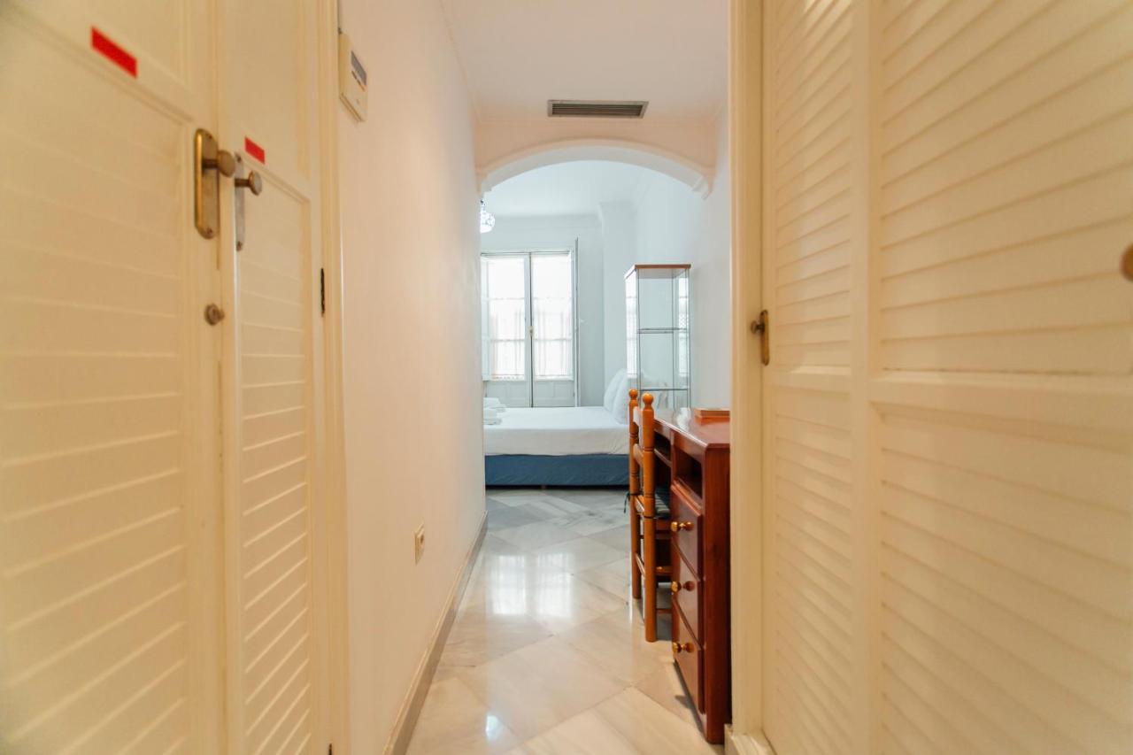 Cozy And Bright- 1Bd 1Bth - La Alfalfa Sevilla Bagian luar foto
